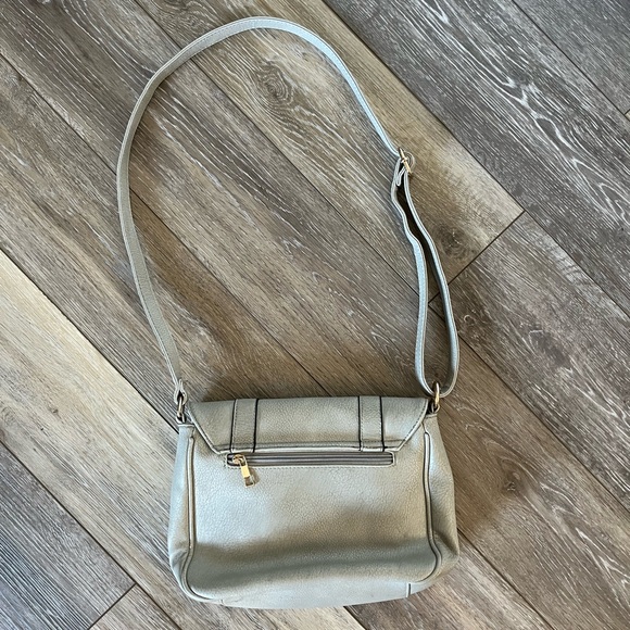 Scarleton Cream Shoulder Bag - Picture 6 of 8